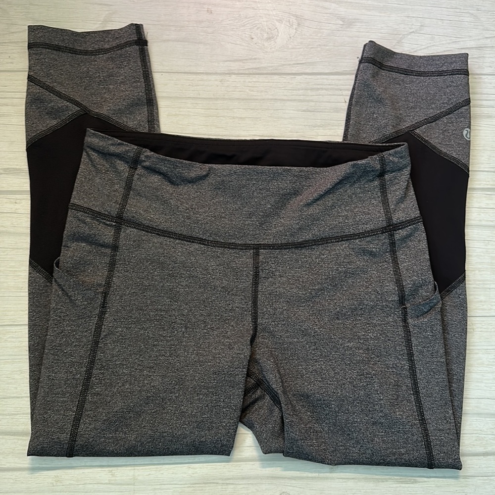 Lululemon Capri length leggings grey